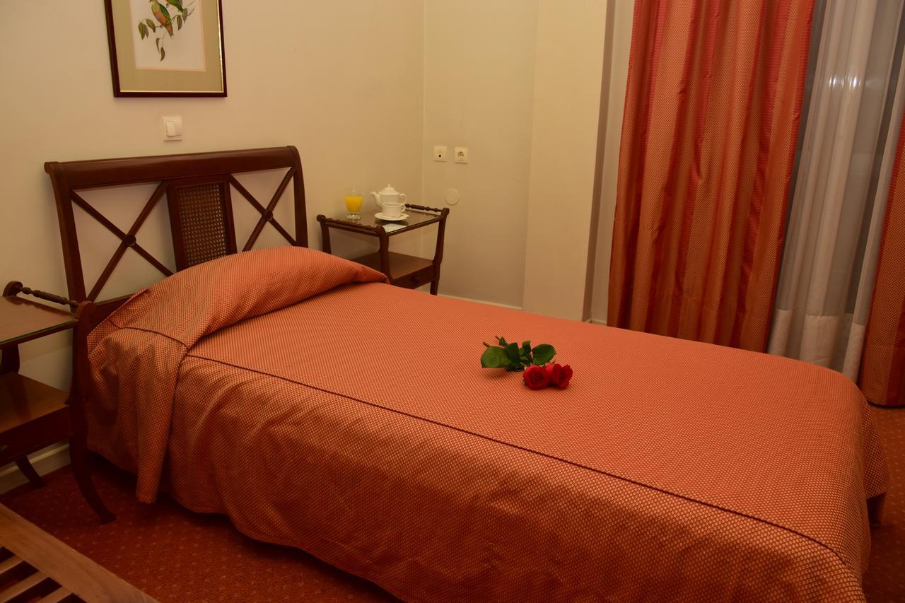 Hotel Galaxias Agrinio Esterno foto